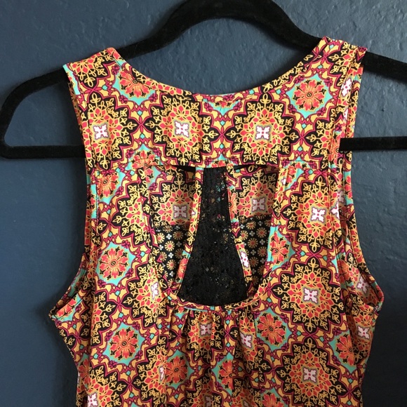 •70s style fun printed dress• - Picture 4 of 5